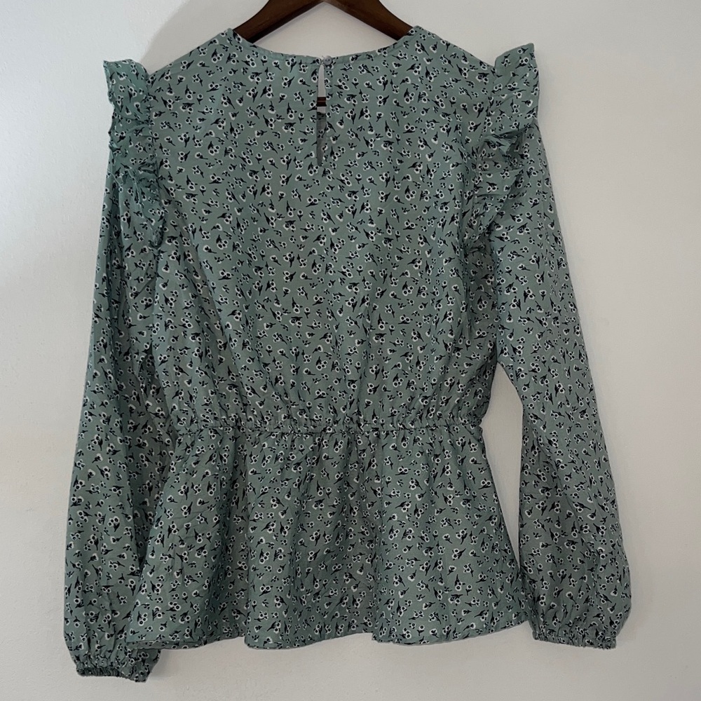 Floral Ruffle Long Sleeve Top - Picture 7 of 8